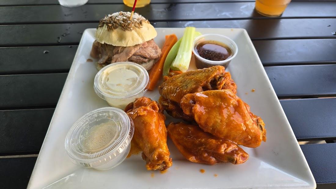 Buffalo Creek Bar & Grill